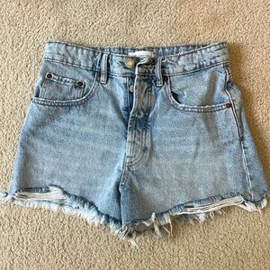 Perfect wash Zara shorts, size 4